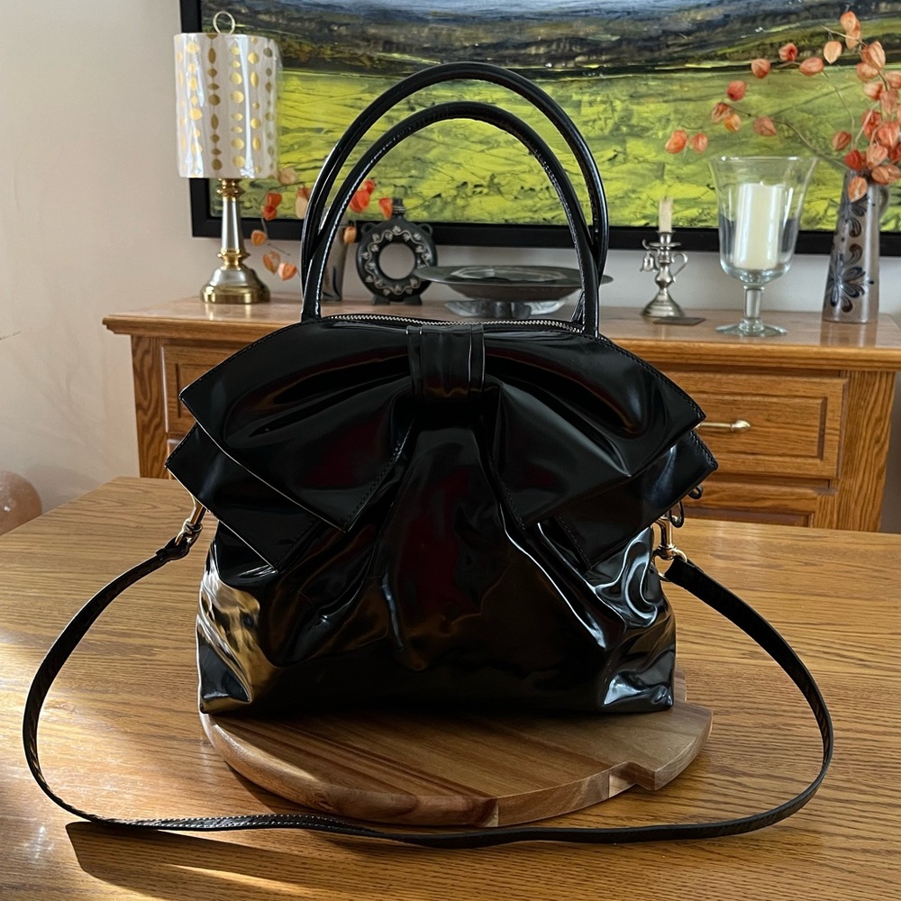 VALENTINO GARAVANI Lacca Bow Dome Satchel